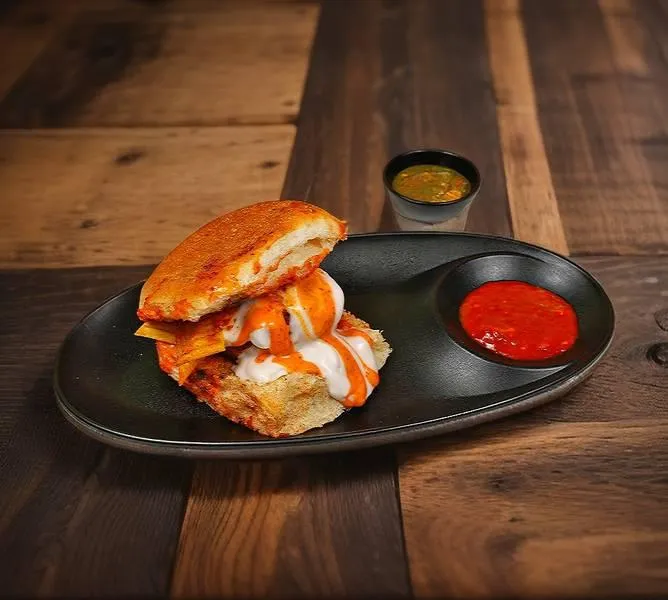 Tandoori Vada paav (Butter)