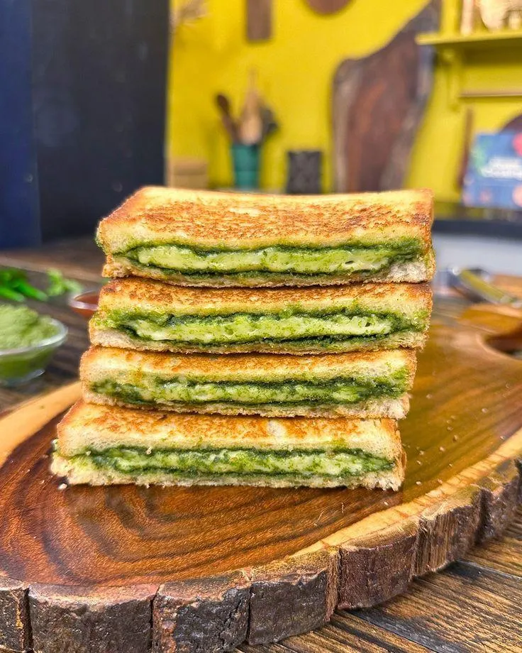 Cheese Chutney Sandwich (Plain)