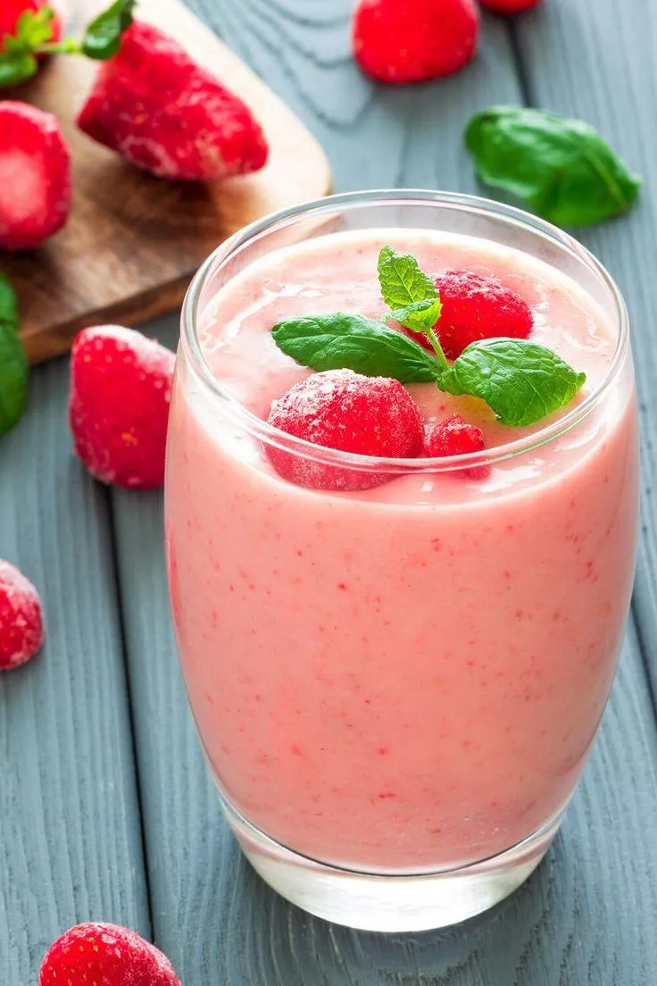 Strawberry Crush Lassi