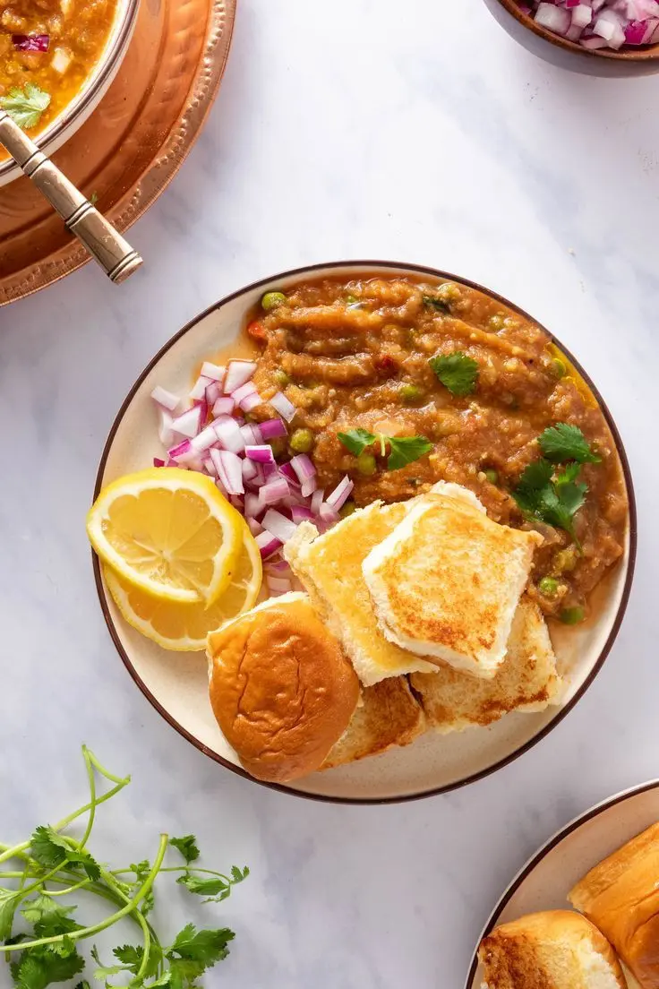 મસાલા ભાજી આખી