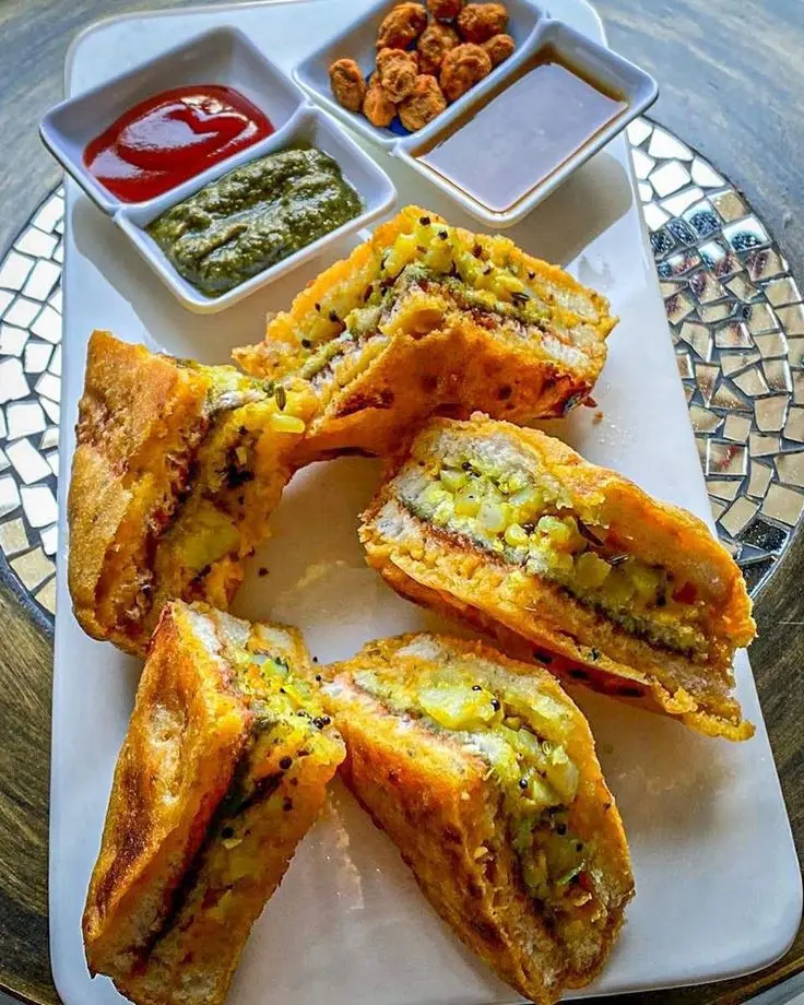 Cheese Paneer Sweetcorn Samosa