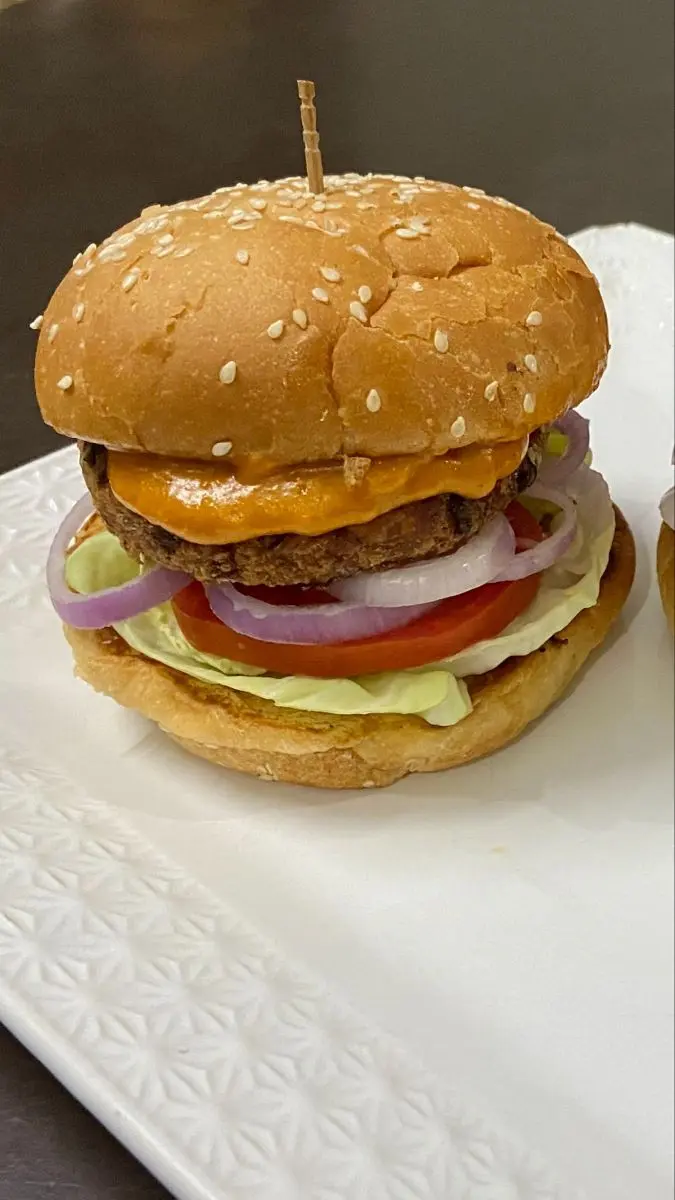Veg. Tandoori Burger